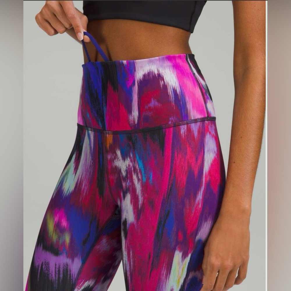 New! Lululemon Wunder Train High-Rise Crop 28” Digital Current Pink Multi - Picture 3 of 6